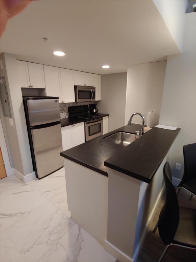Tyndalstone Lodge 3 Bedroom In The Heart Of Village North Whistler Kültér fotó